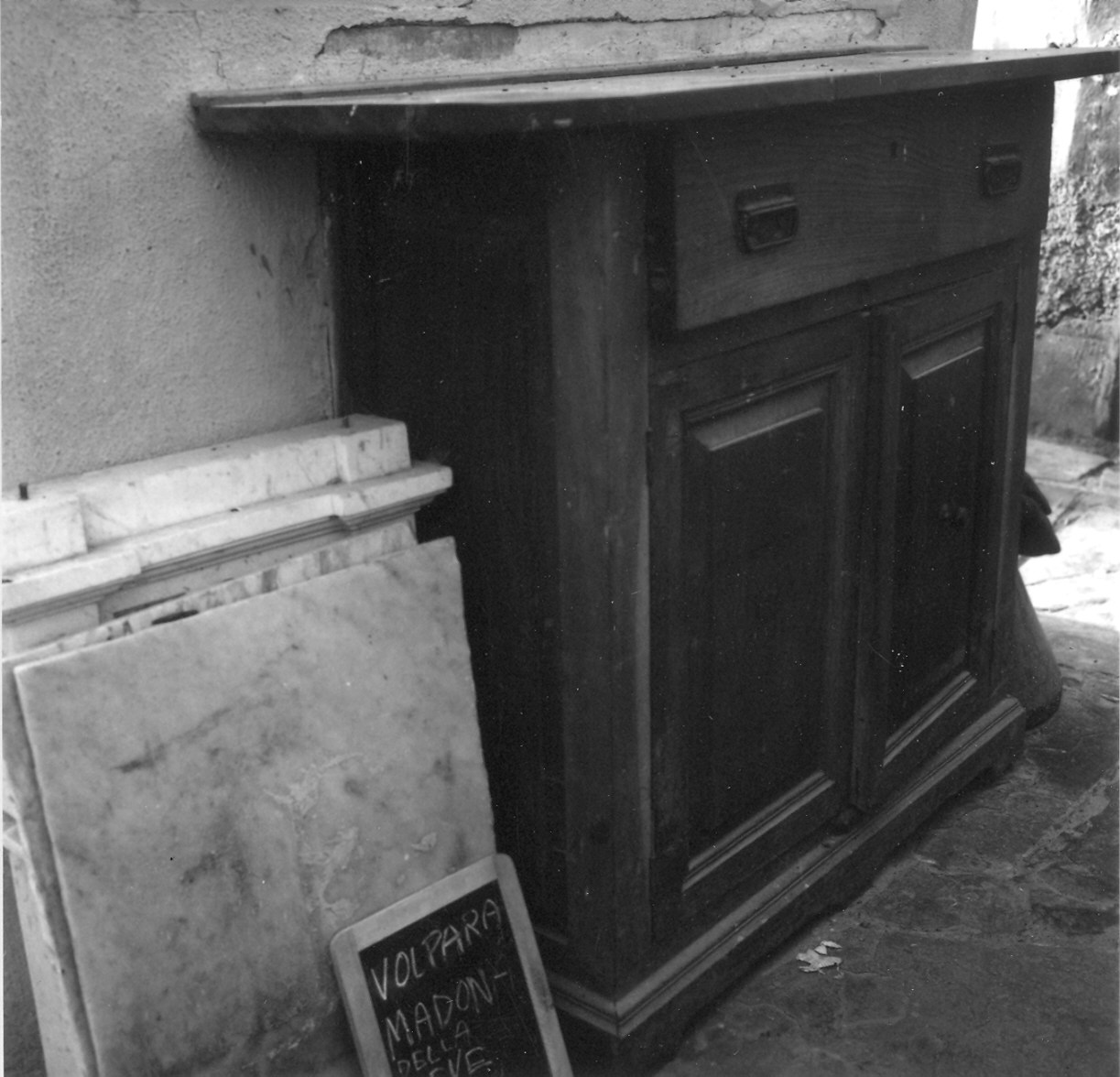 credenza - ambito parmense (sec. XIX)