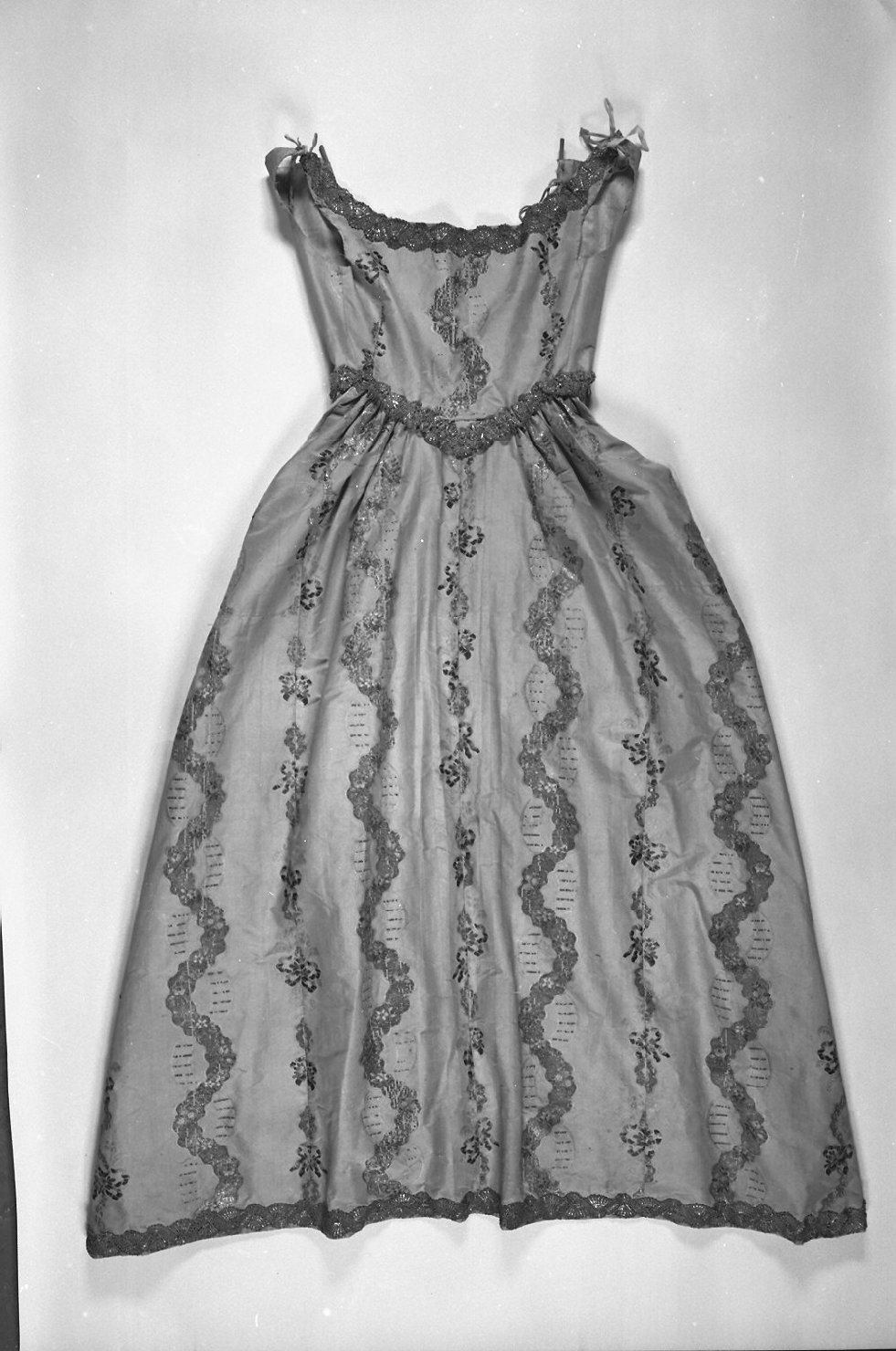 vestiario di statua - manifattura italiana (sec. XVIII)