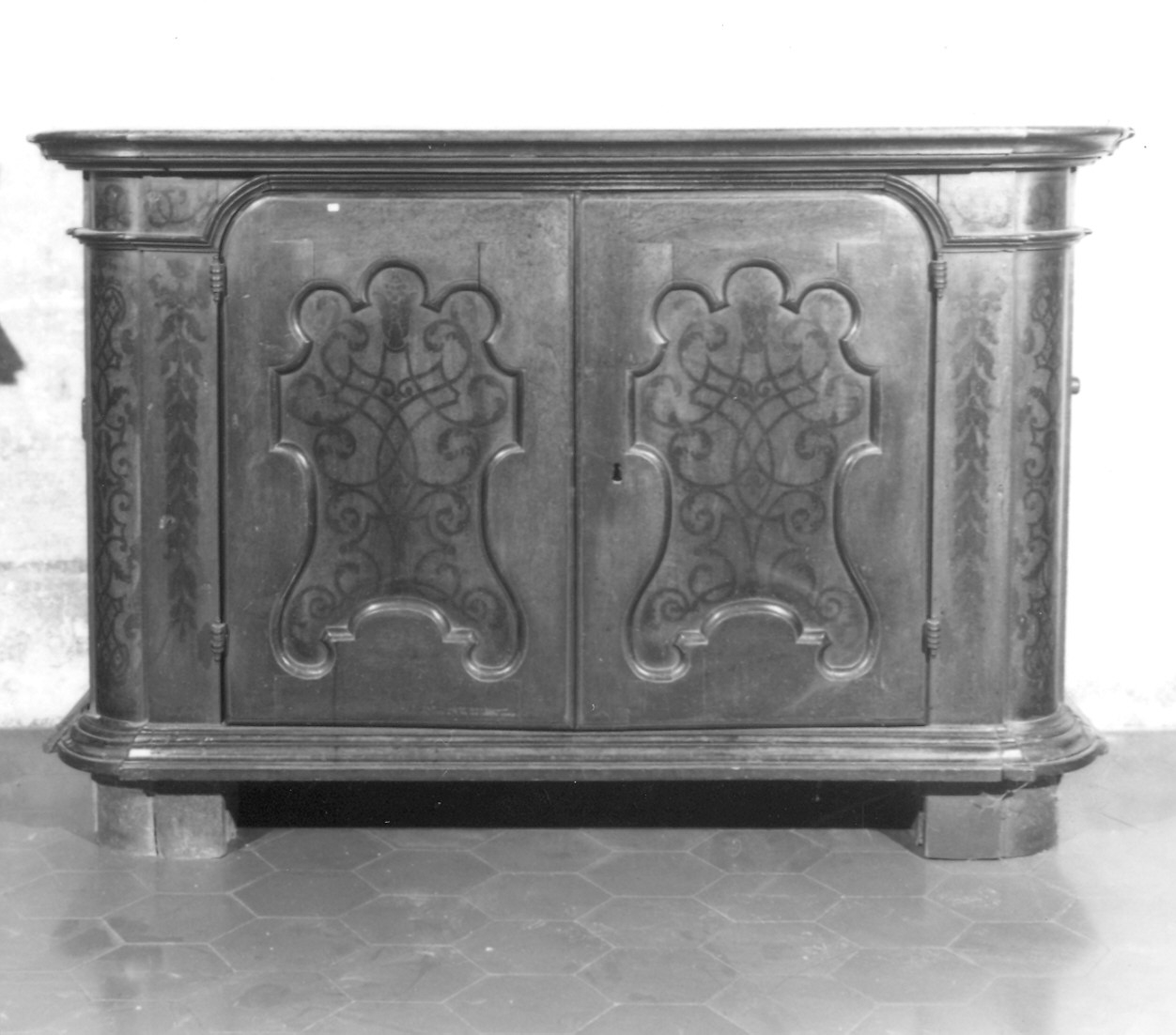 credenza - ambito piacentino (metà sec. XVIII)