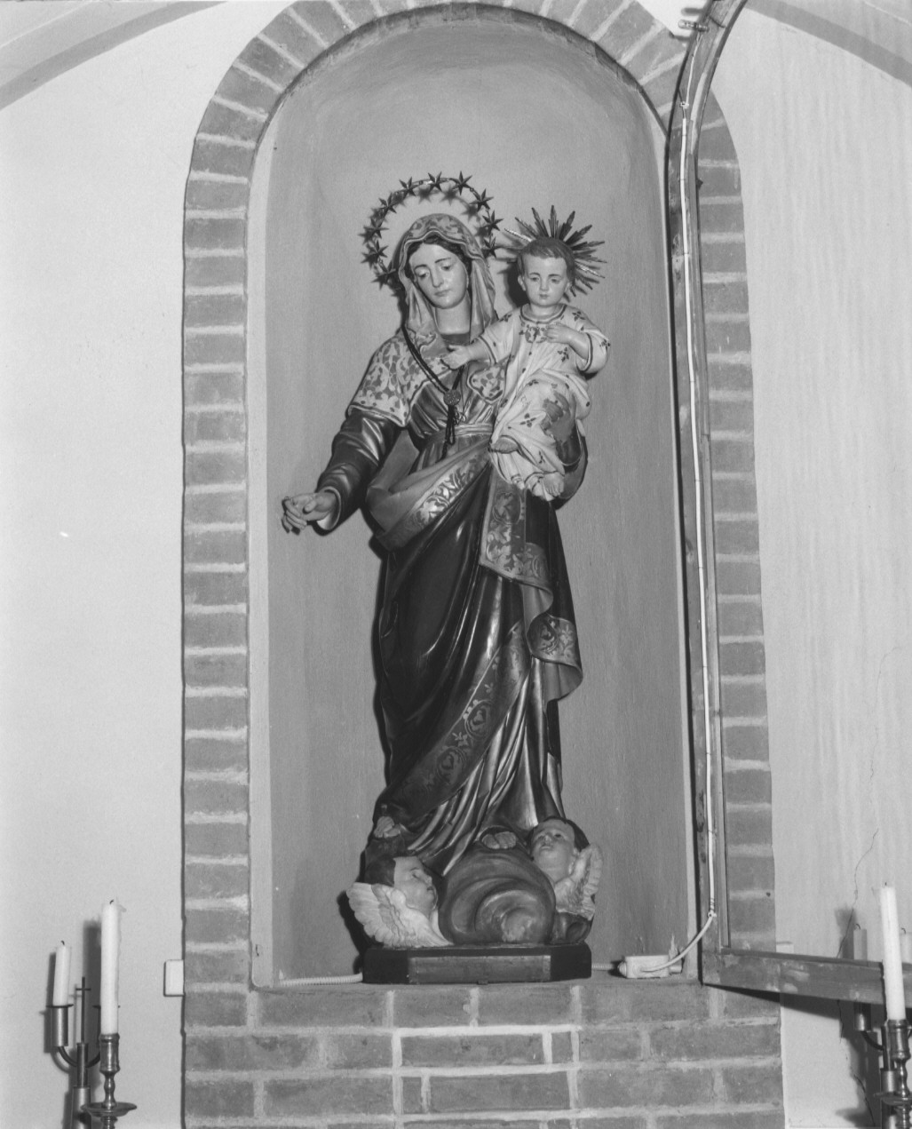 Madonna con Bambino (statua) - produzione italiana (prima metà sec. XX)