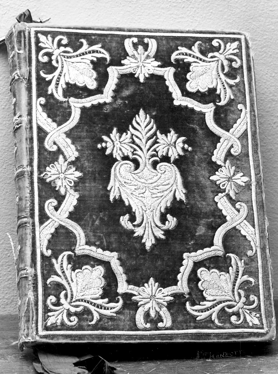 coperta di libro liturgico - ambito emiliano (sec. XVIII)