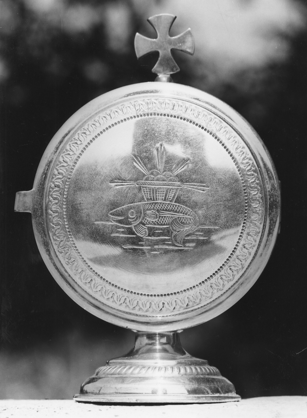 teca eucaristica - produzione italiana (prima metà sec. XX)