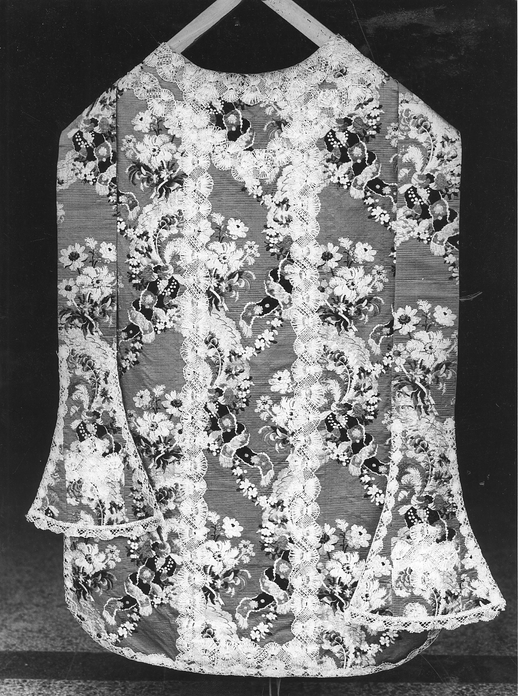 paramento liturgico - manifattura italiana (seconda metà sec. XVIII)