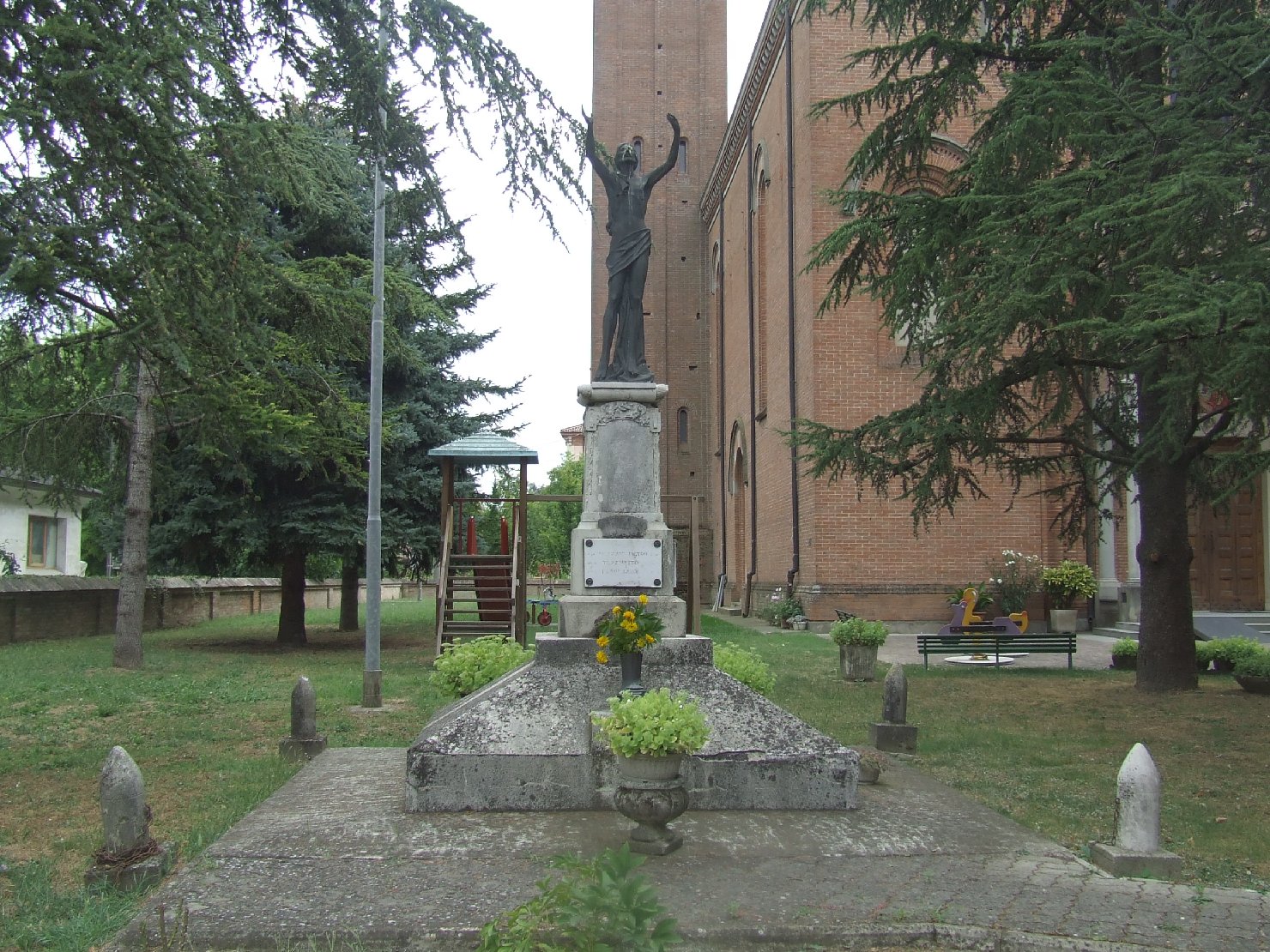 monumento di Guecchi C (sec. XX)