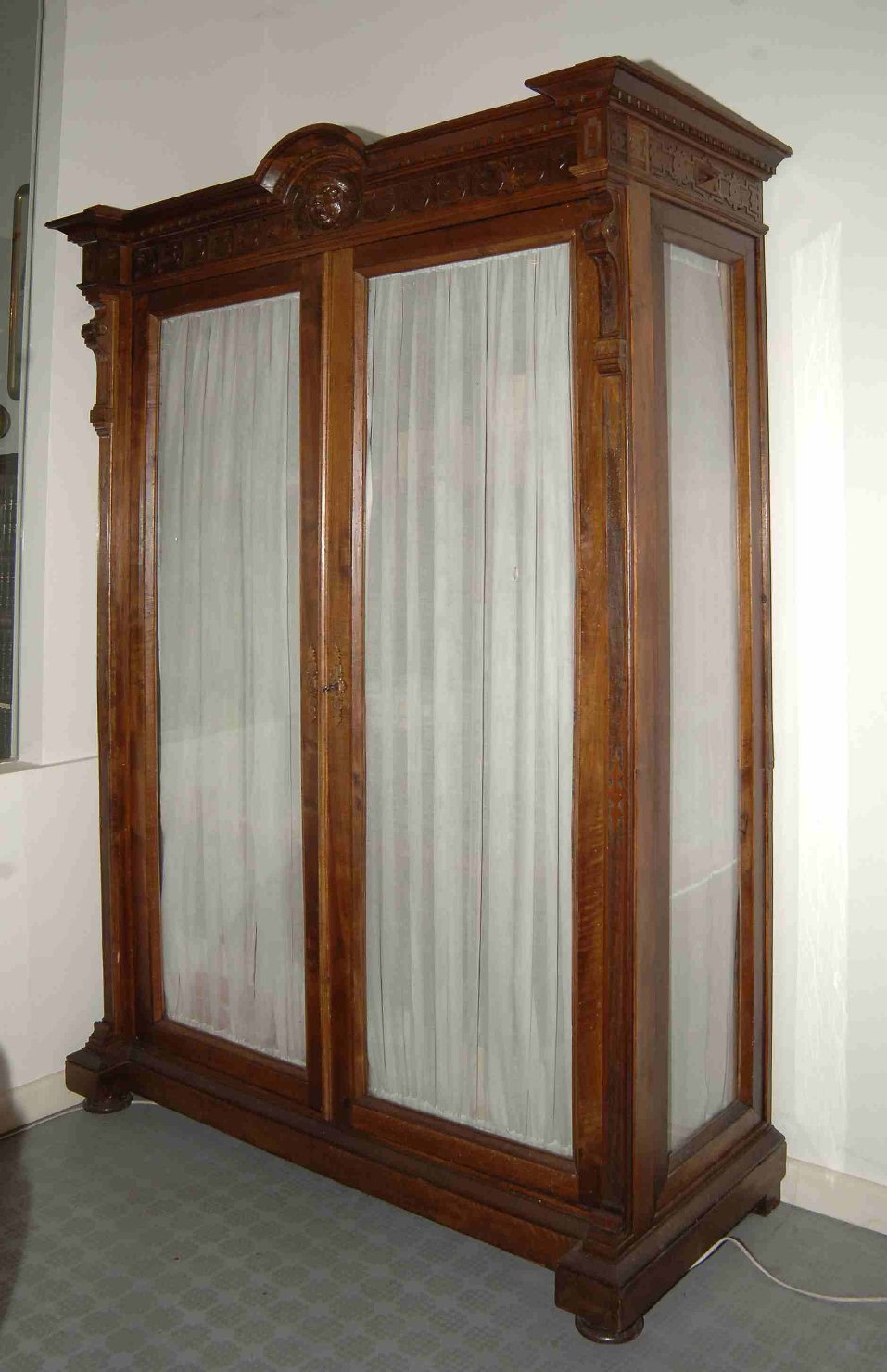 armadio - ambito italiano (secc. XIX/ XX)