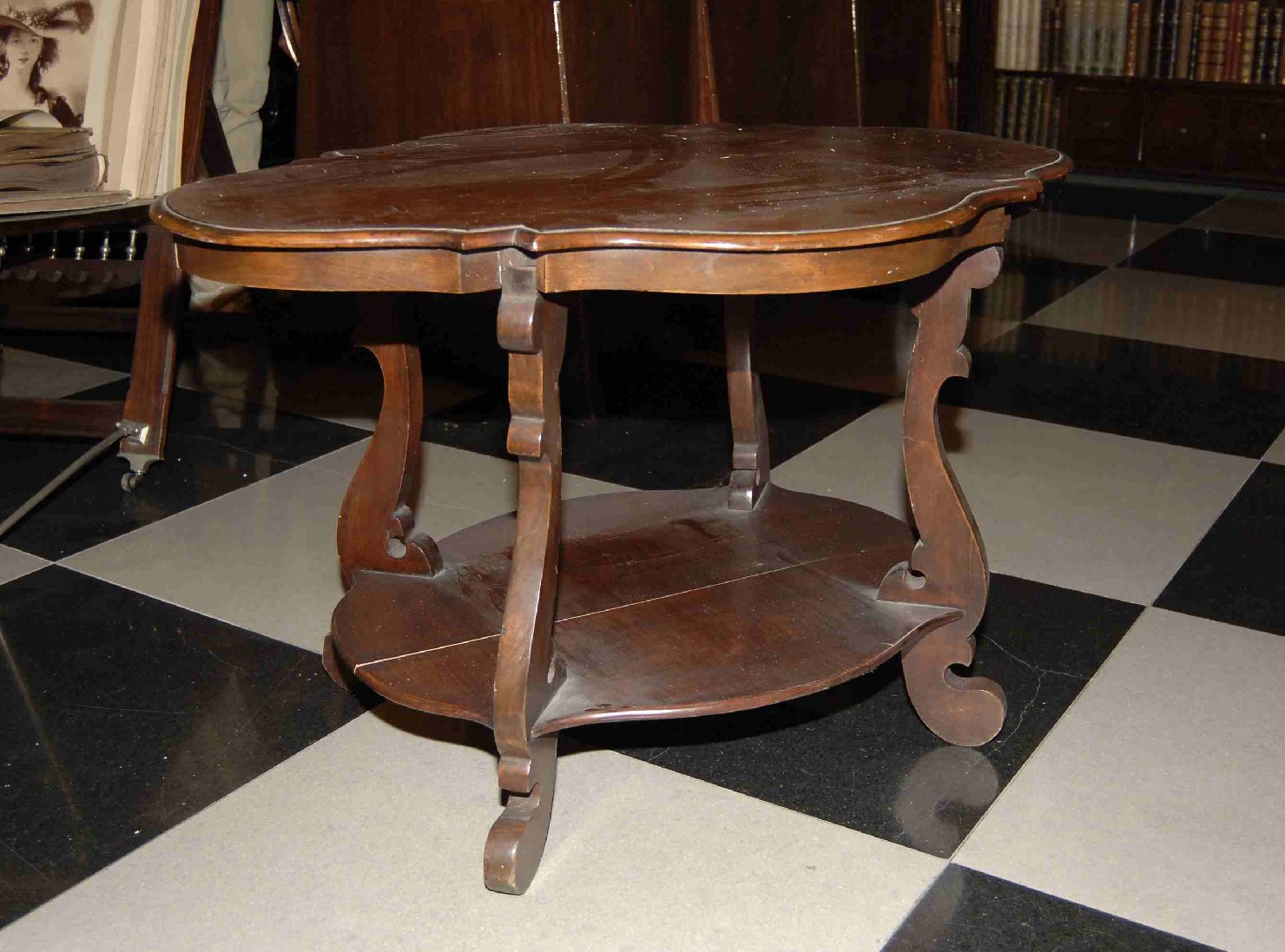 tavolo - ambito italiano (sec. XIX)