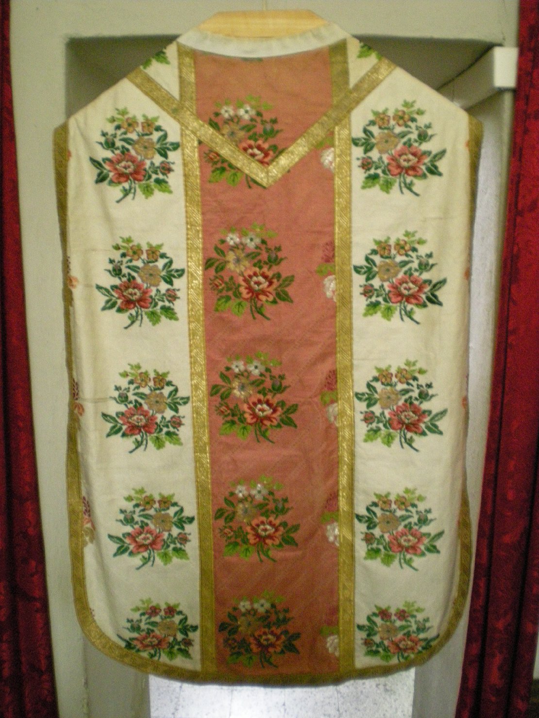 paramento liturgico, insieme - ambito parmense (seconda metà sec. XVIII, sec. XIX)