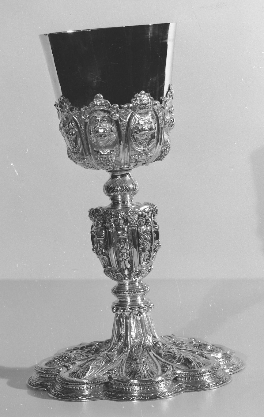 calice - produzione italiana (secondo quarto sec. XX)