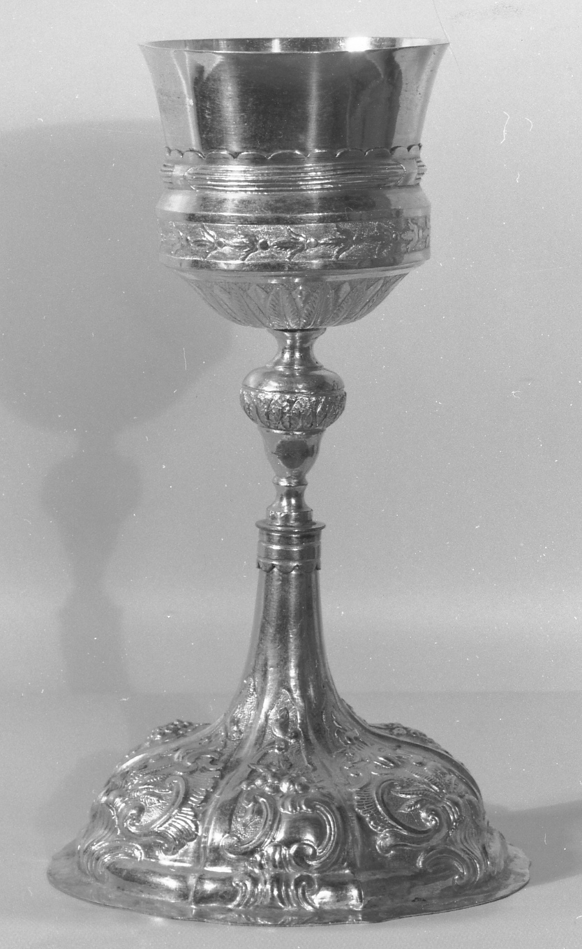 calice - produzione italiana (secondo quarto sec. XX)