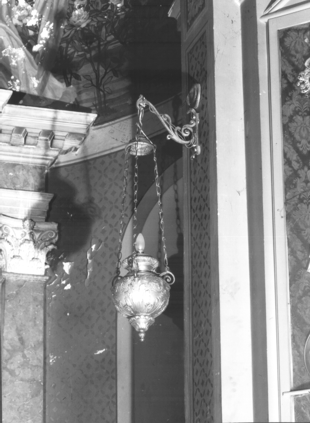 lampada pensile - ambito Italia nord-orientale (prima metà sec. XX)