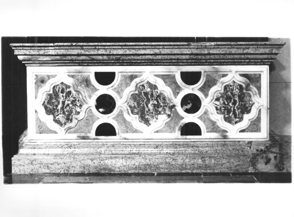 paliotto - a pannello piano - ambito Italia nord-orientale (sec. XVII)