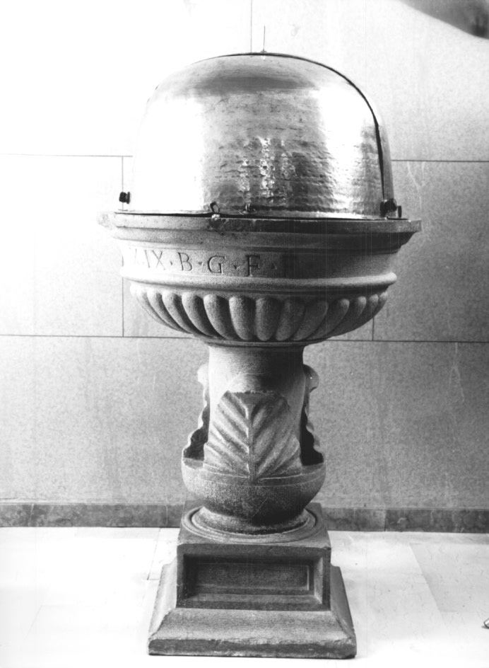 fonte battesimale - a fusto - ambito Italia nord-orientale (sec. XVI)