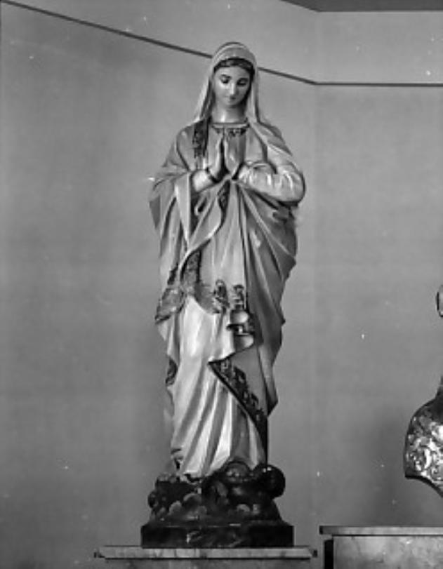 Madonna orante (statua) - ambito Italia nord-orientale (sec. XX)