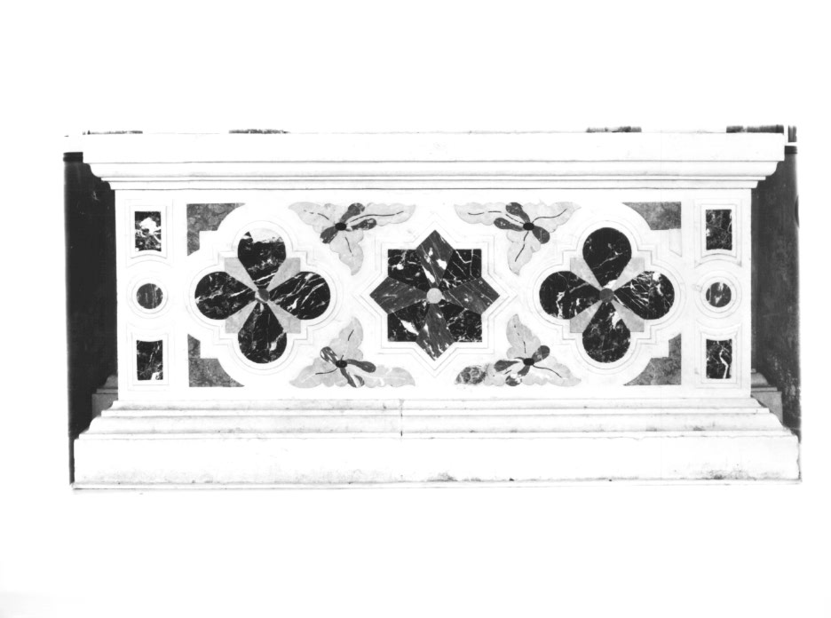 paliotto - a pannello piano - ambito Italia nord-orientale (prima metà sec. XVIII)