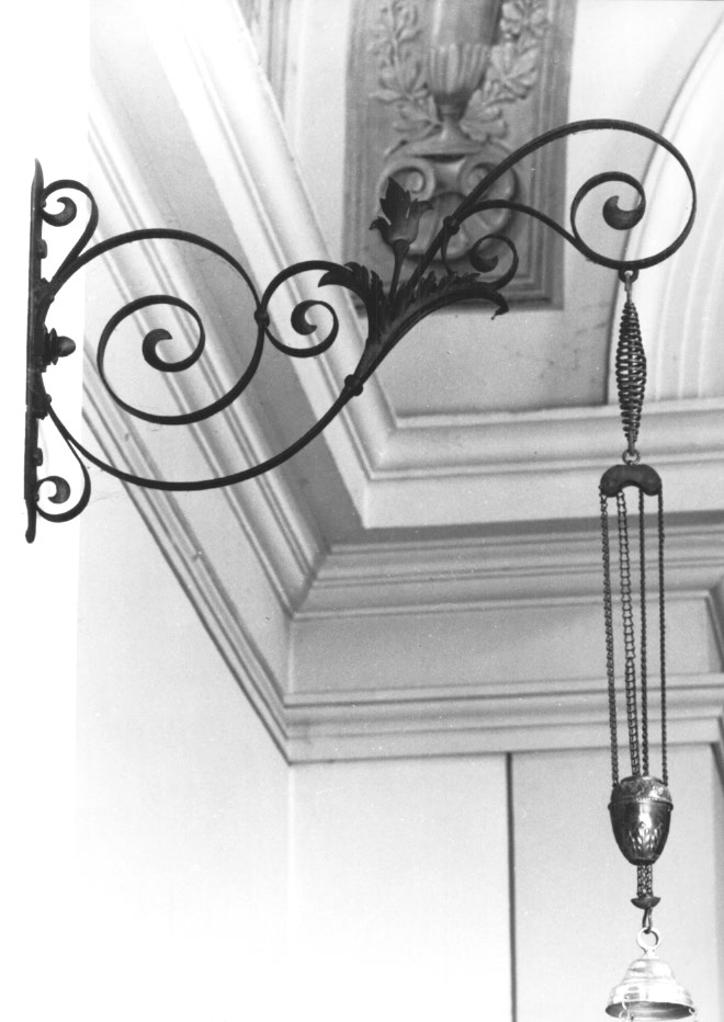 candeliere da parete - ambito Italia nord-orientale (prima metà sec. XX)