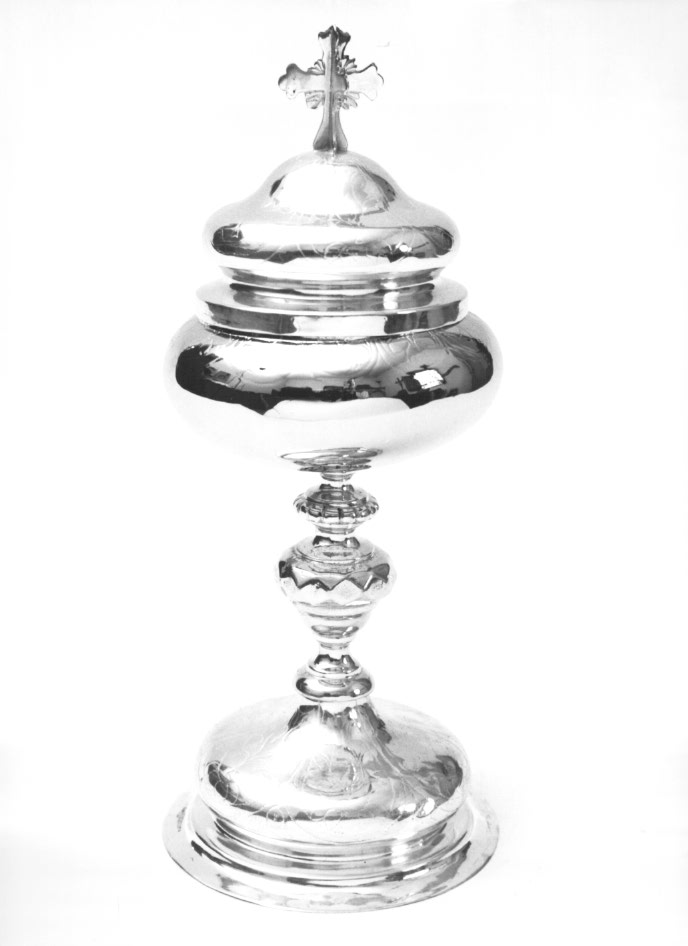 pisside - ambito Italia nord-orientale (prima metà sec. XX)