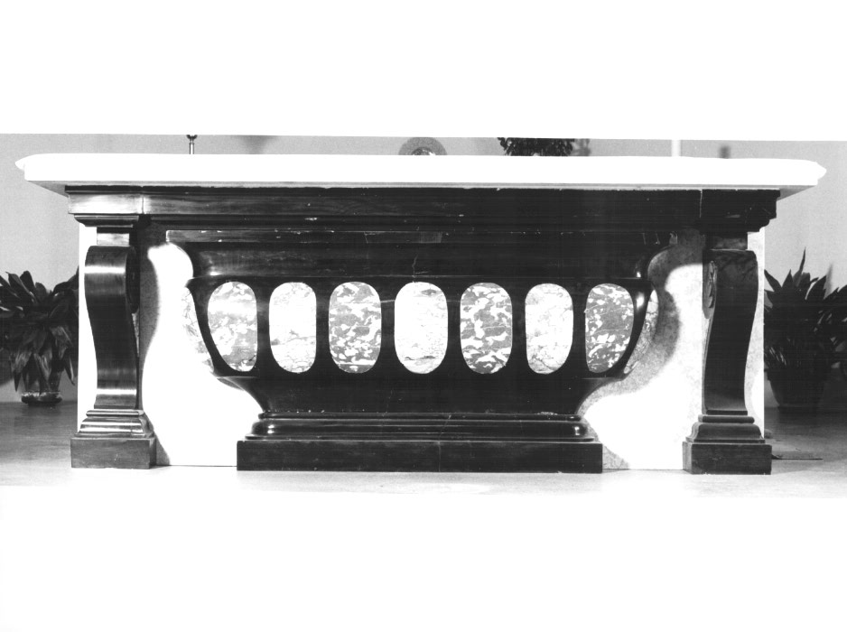 mensa d'altare - ambito Italia nord-orientale (seconda metà sec. XIX)