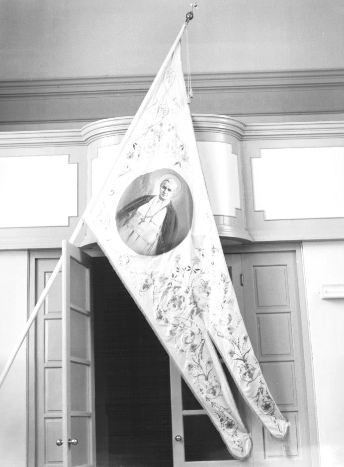 stendardo processionale - ambito Italia nord-orientale (prima metà sec. XX)