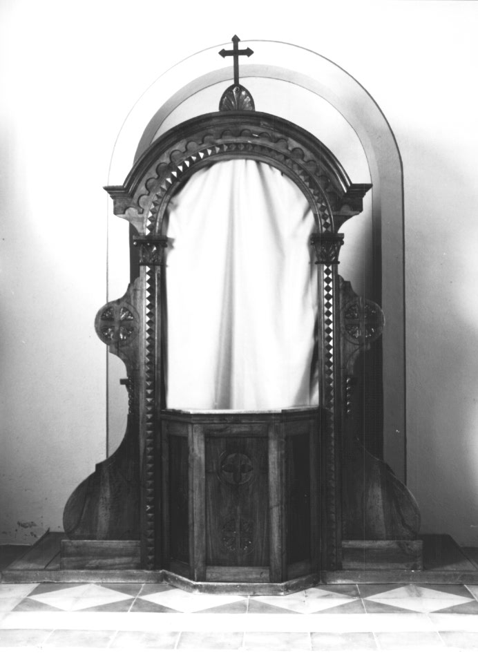 confessionale - ambito Italia nord-orientale (secondo quarto sec. XX)