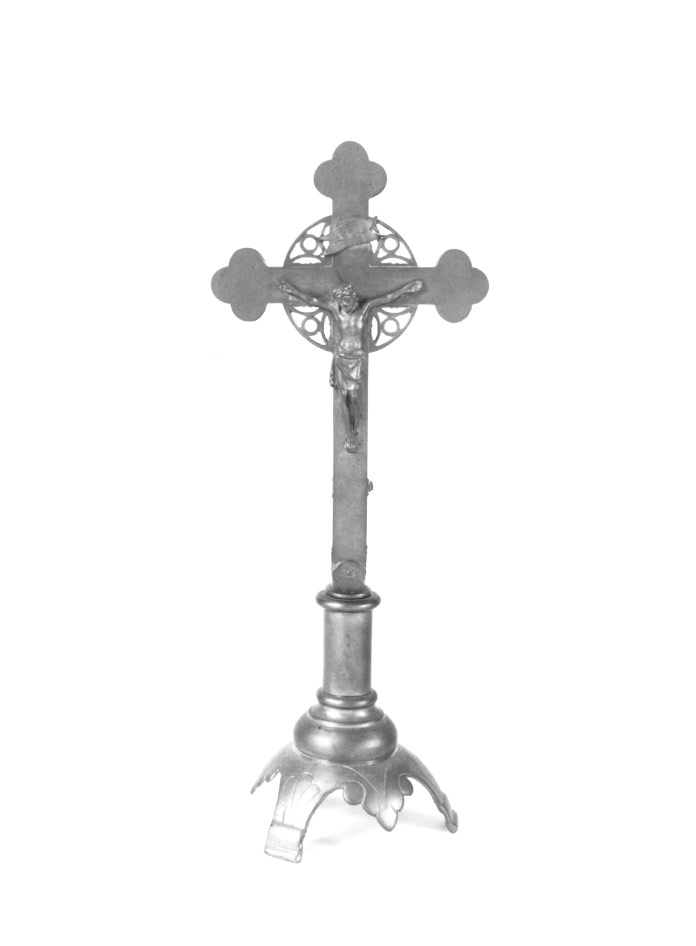 croce d'altare - ambito Italia nord-orientale (secondo quarto sec. XX)