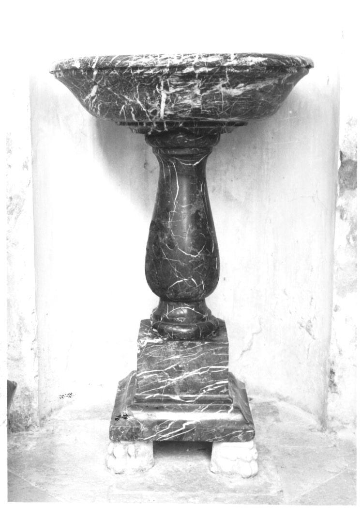 acquasantiera - a fusto - ambito Italia nord-orientale (sec. XVIII)