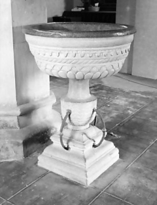 acquasantiera - a fusto - ambito Italia nord-orientale (sec. XVI)