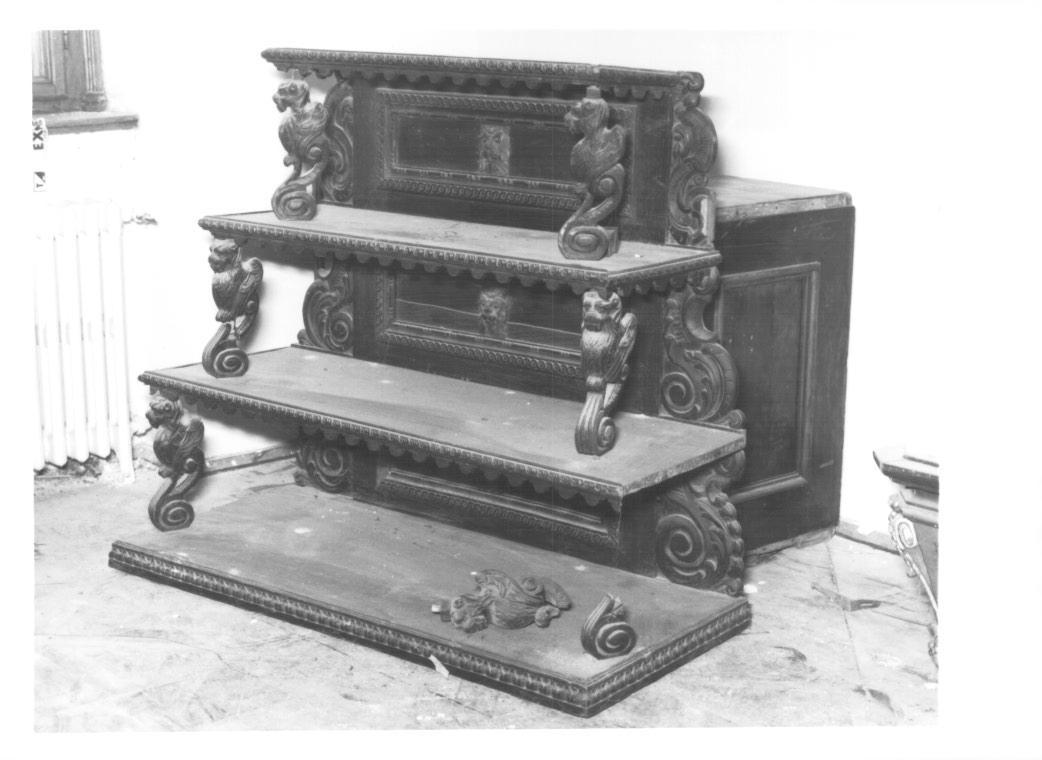 étagère - ambito europeo (seconda metà sec. XIX)