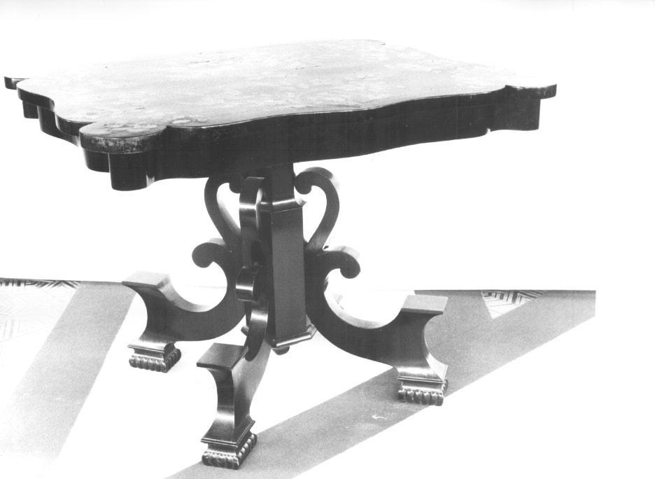 tavolo - ambito europeo (sec. XIX)