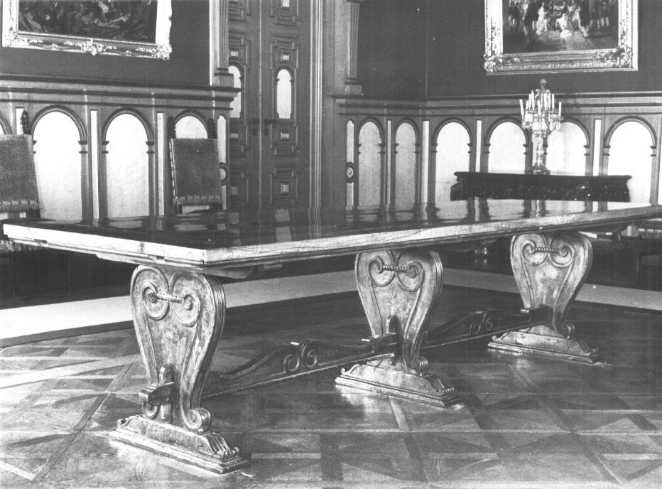 tavolo - ambito europeo (sec. XIX)