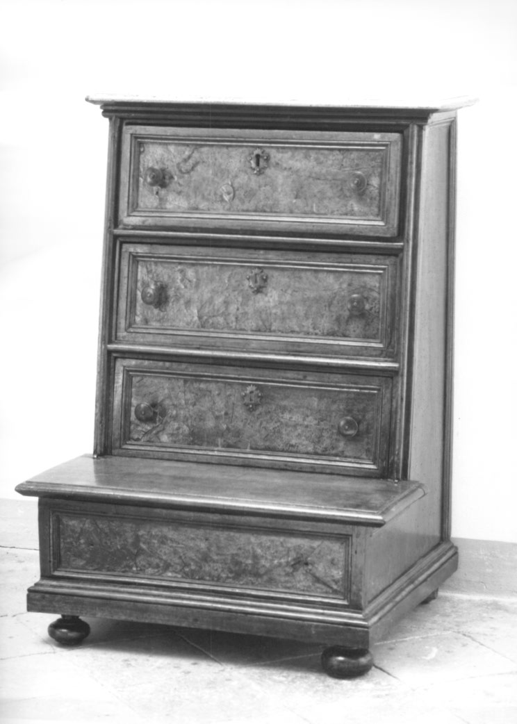 inginocchiatoio - ambito friulano (sec. XVIII)