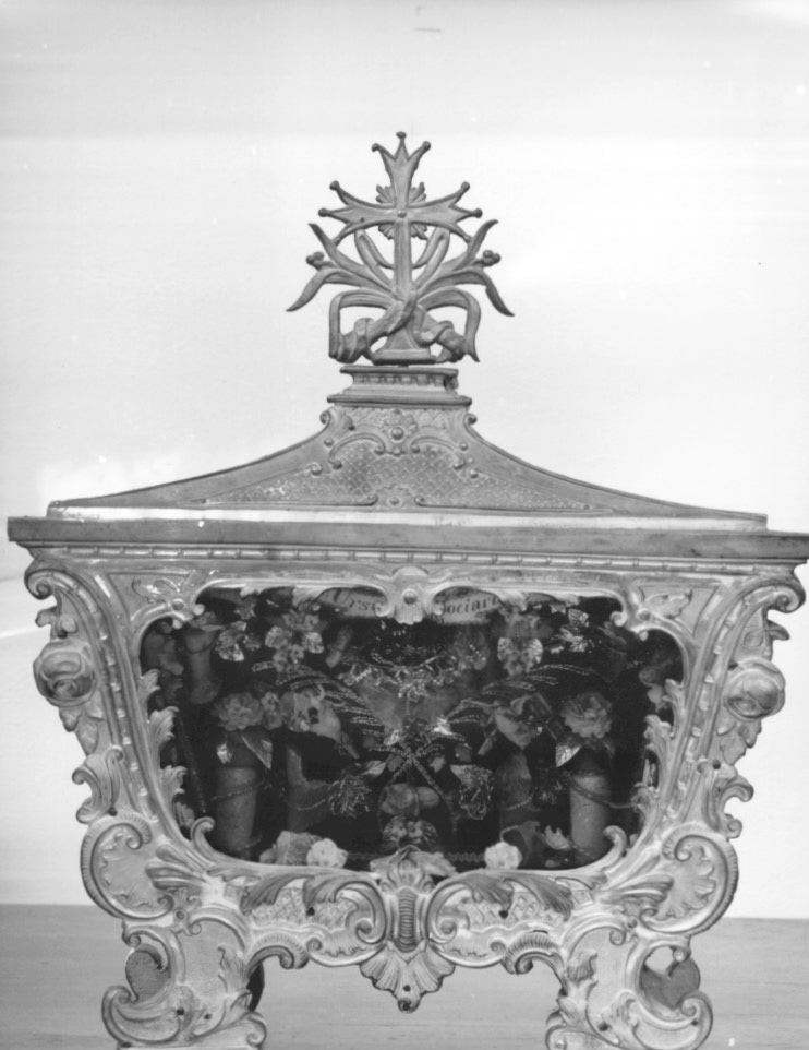 reliquiario a teca - a urna - ambito friulano (sec. XIX)