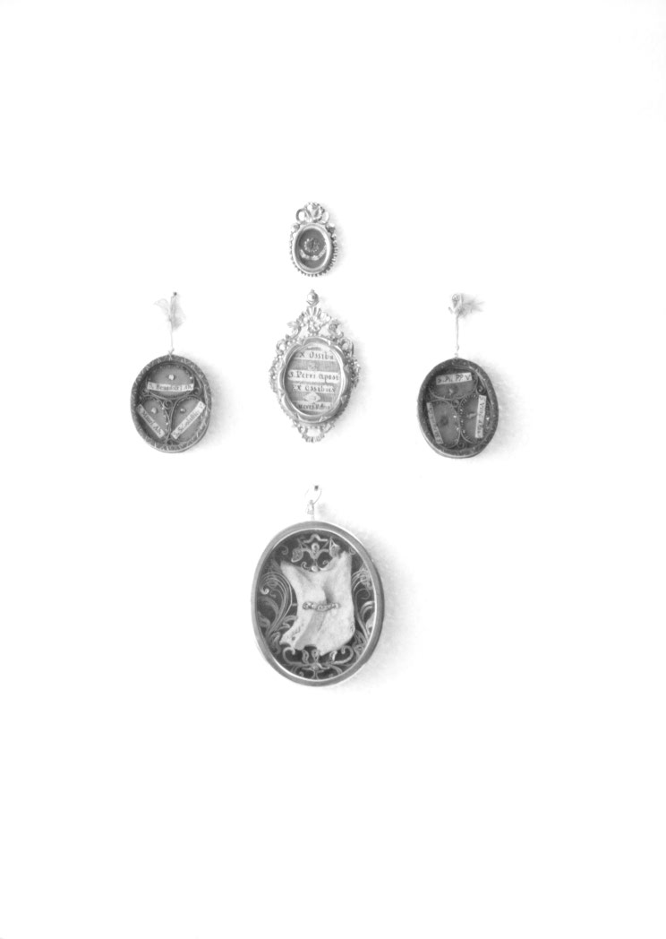 reliquiario a capsula - ambito friulano (sec. XIX)