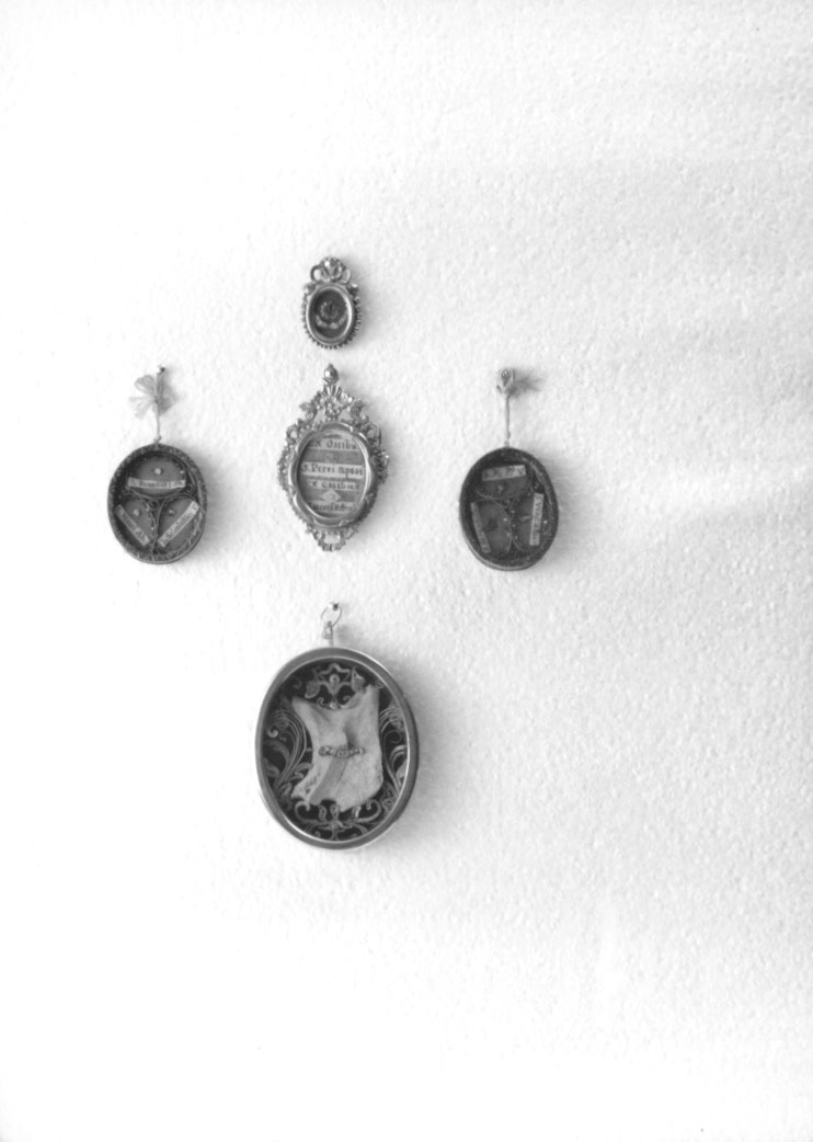 reliquiario a capsula - ambito friulano (sec. XIX)