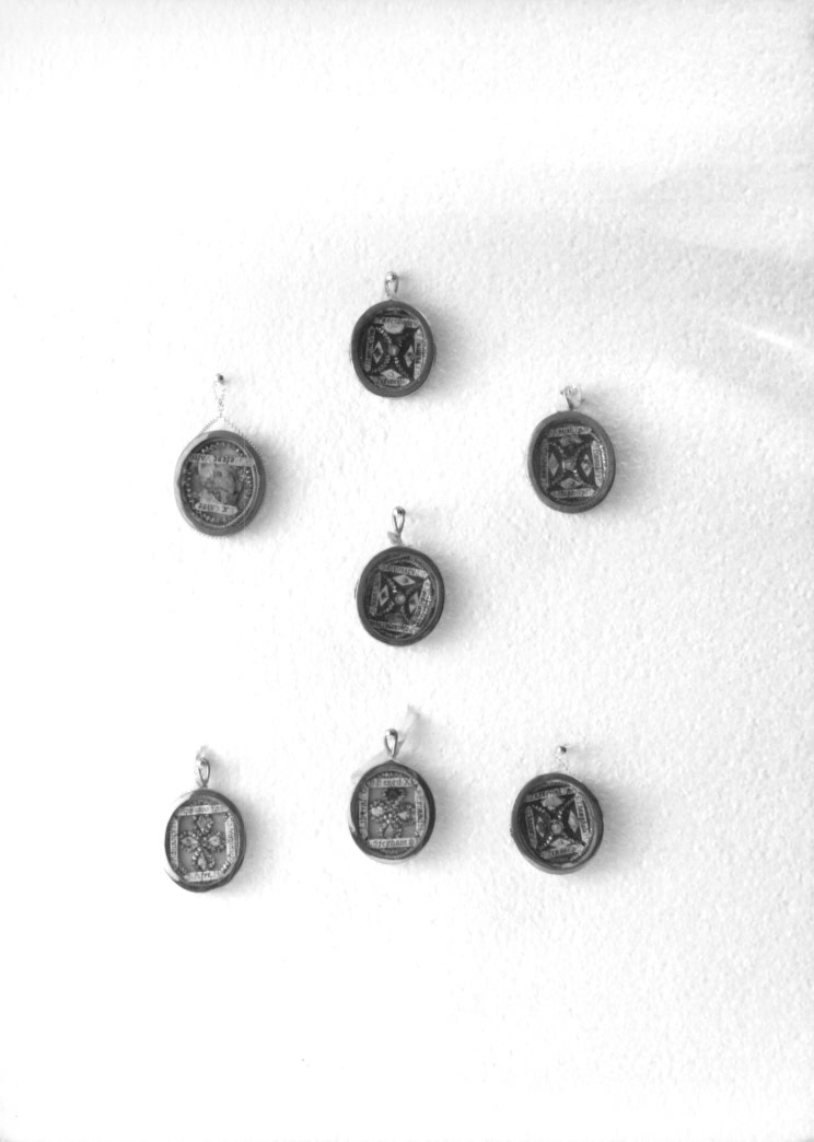 reliquiario a capsula, serie - ambito friulano (secc. XVIII/ XIX)