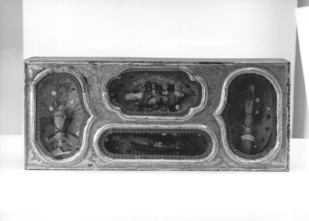 reliquiario a teca - a urna - ambito friulano (seconda metà sec. XIX)