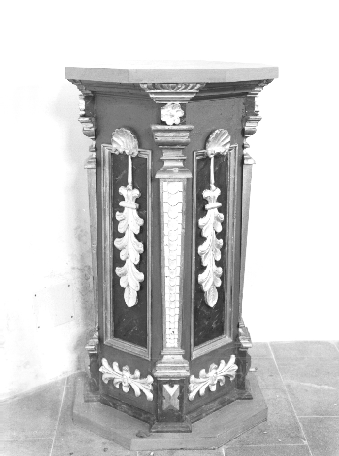 leggio - ambito Italia nord-orientale (sec. XVIII, sec. XX)