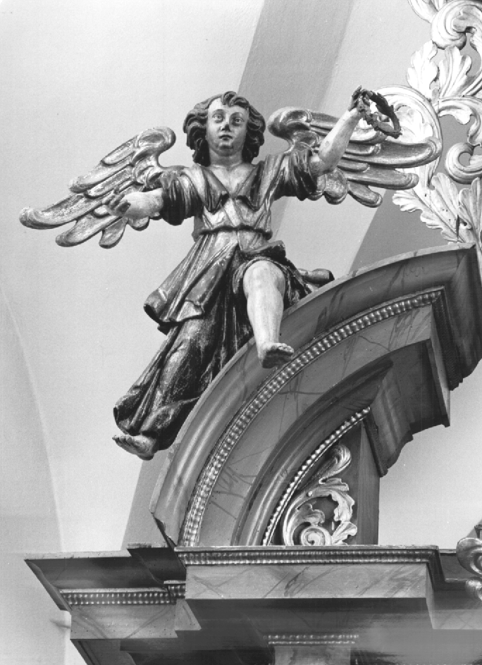 Angelo con corona di alloro (statuetta) di Fratelli Lazzara (fine/inizio secc. XVI/ XVII)