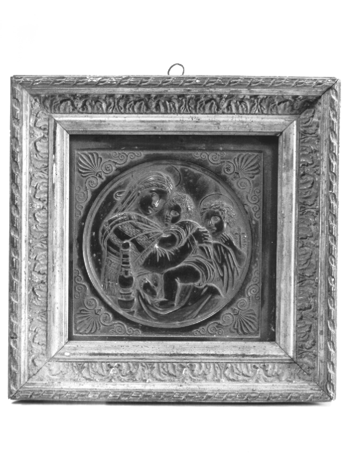 Madonna con bambino e San Giovannino (rilievo) - ambito Italia nord-orientale (prima metà sec. XX)