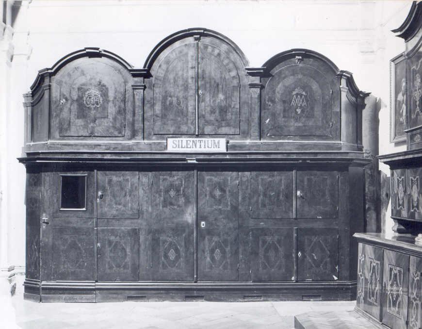 armadio - a muro - ambito friulano (sec. XVIII)