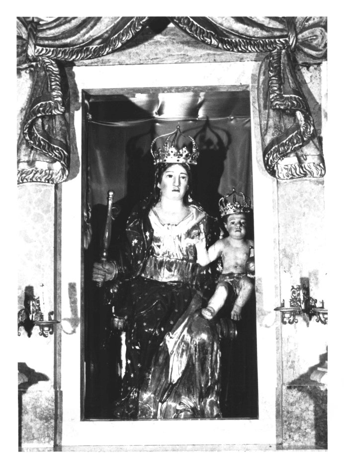 Madonna con Bambino in trono (statua) - ambito Italia nord-orientale (sec. XIX)