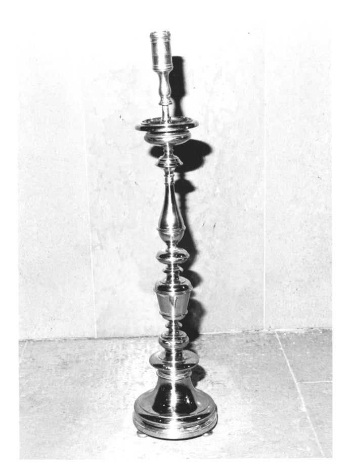 candeliere d'altare - ambito Italia nord-orientale (prima metà sec. XX)