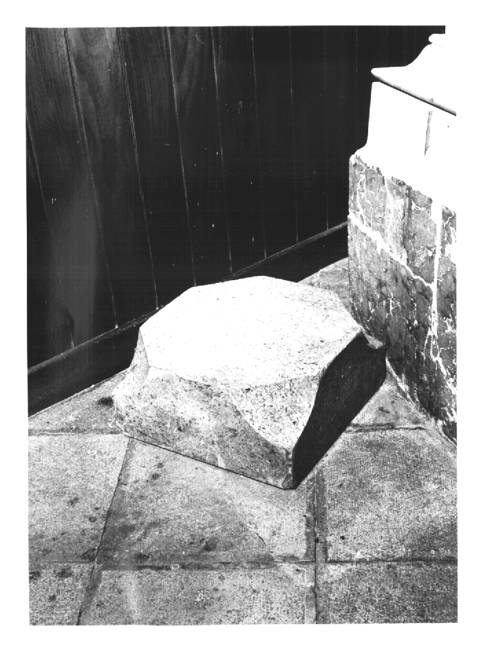 base di colonna - ambito Italia nord-orientale (sec. XVIII)