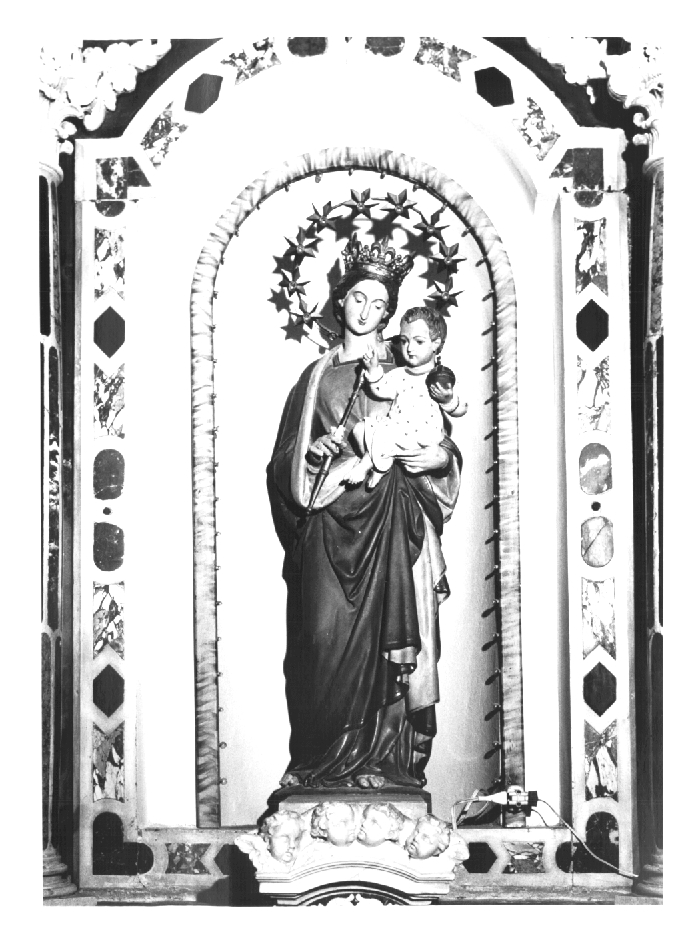 Maria Ausiliatrice, Madonna con Bambino (statua) - ambito Italia nord-orientale (primo quarto sec. XX)