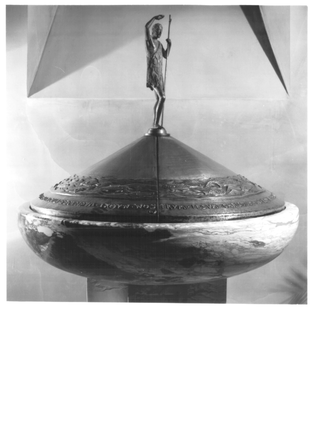 coperchio del fonte battesimale - ambito Italia nord-orientale (sec. XX)