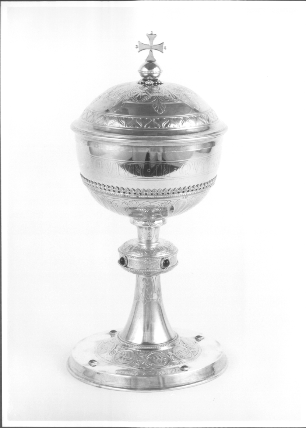 pisside - ambito Italia nord-orientale (sec. XX)