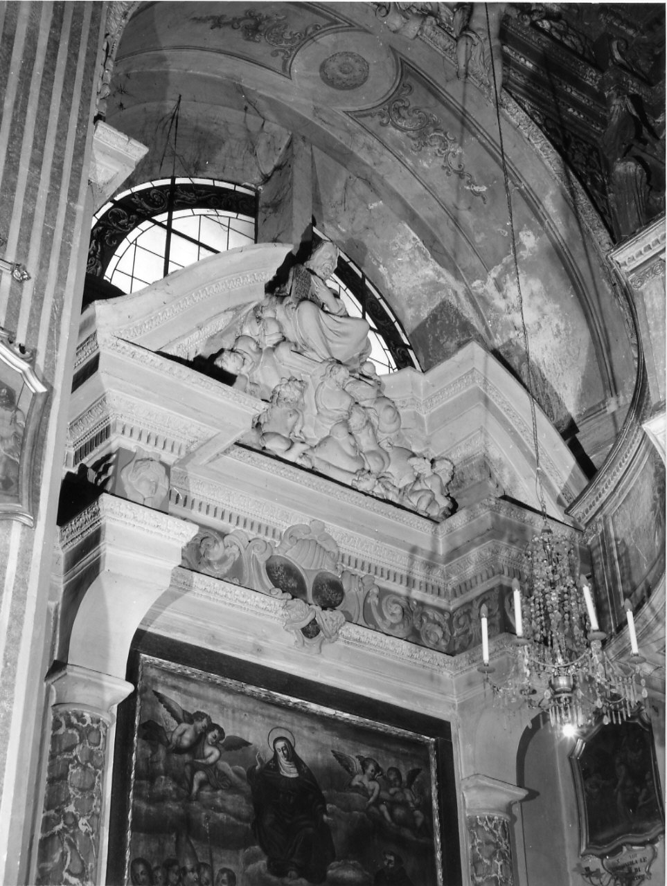Mosè con le tavole della legge (frontone, elemento d'insieme) - bottega ligure (sec. XIX)