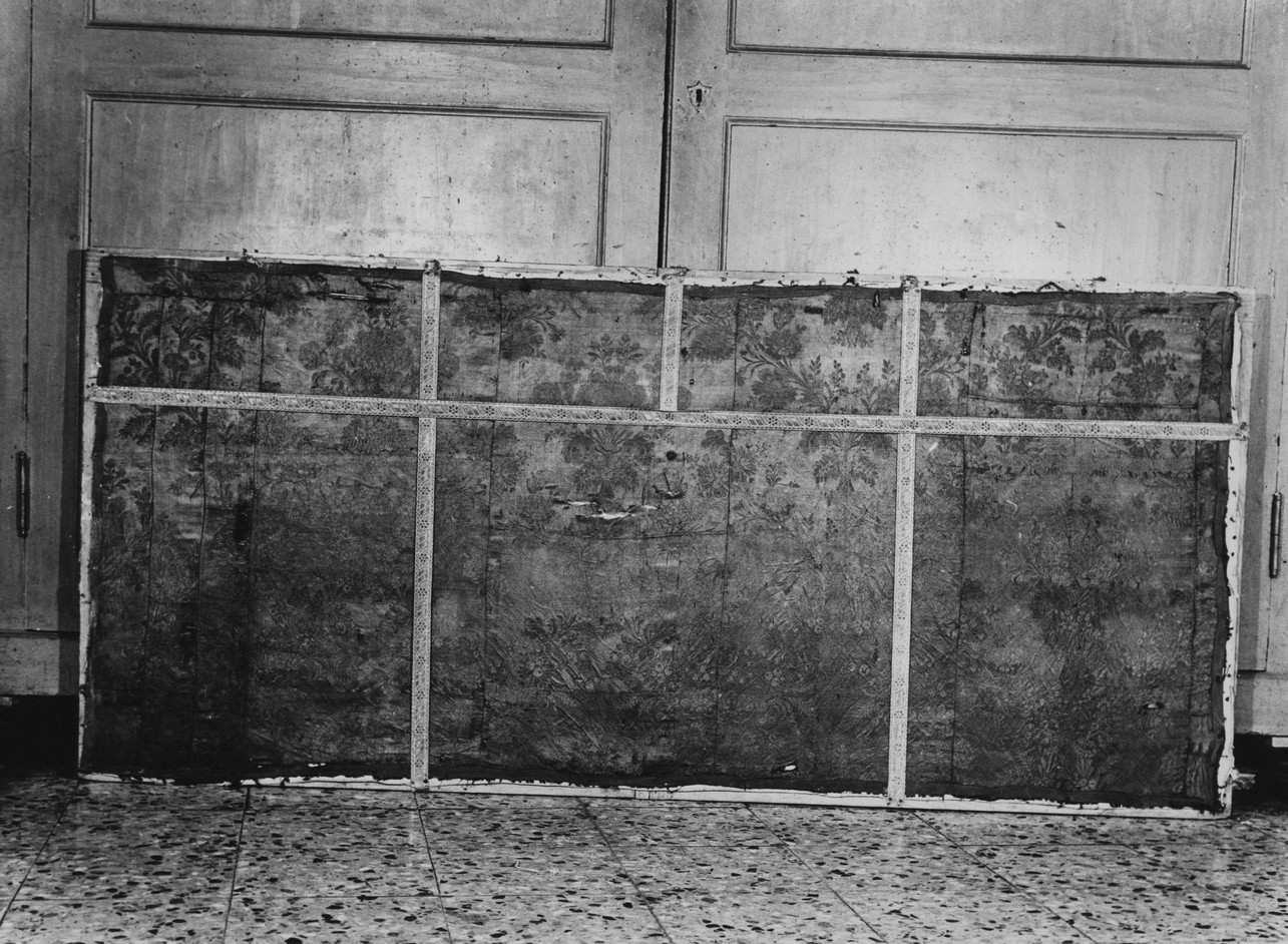 paliotto - a pannello piano, opera isolata - manifattura ligure (fine/inizio secc. XVIII/ XIX)