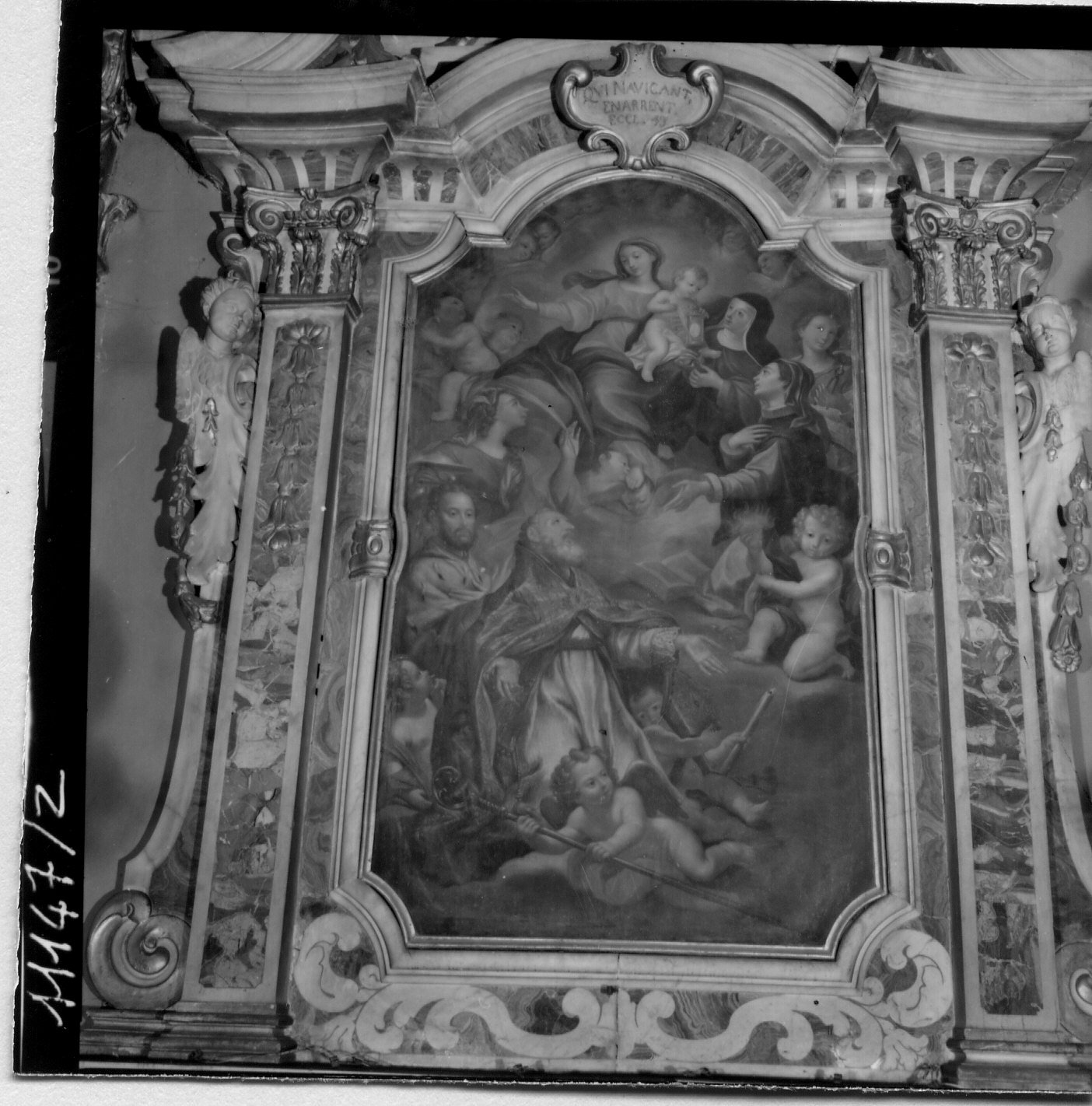 Madonna con Bambino in gloria (dipinto, elemento d'insieme) - ambito ligure (sec. XVIII)