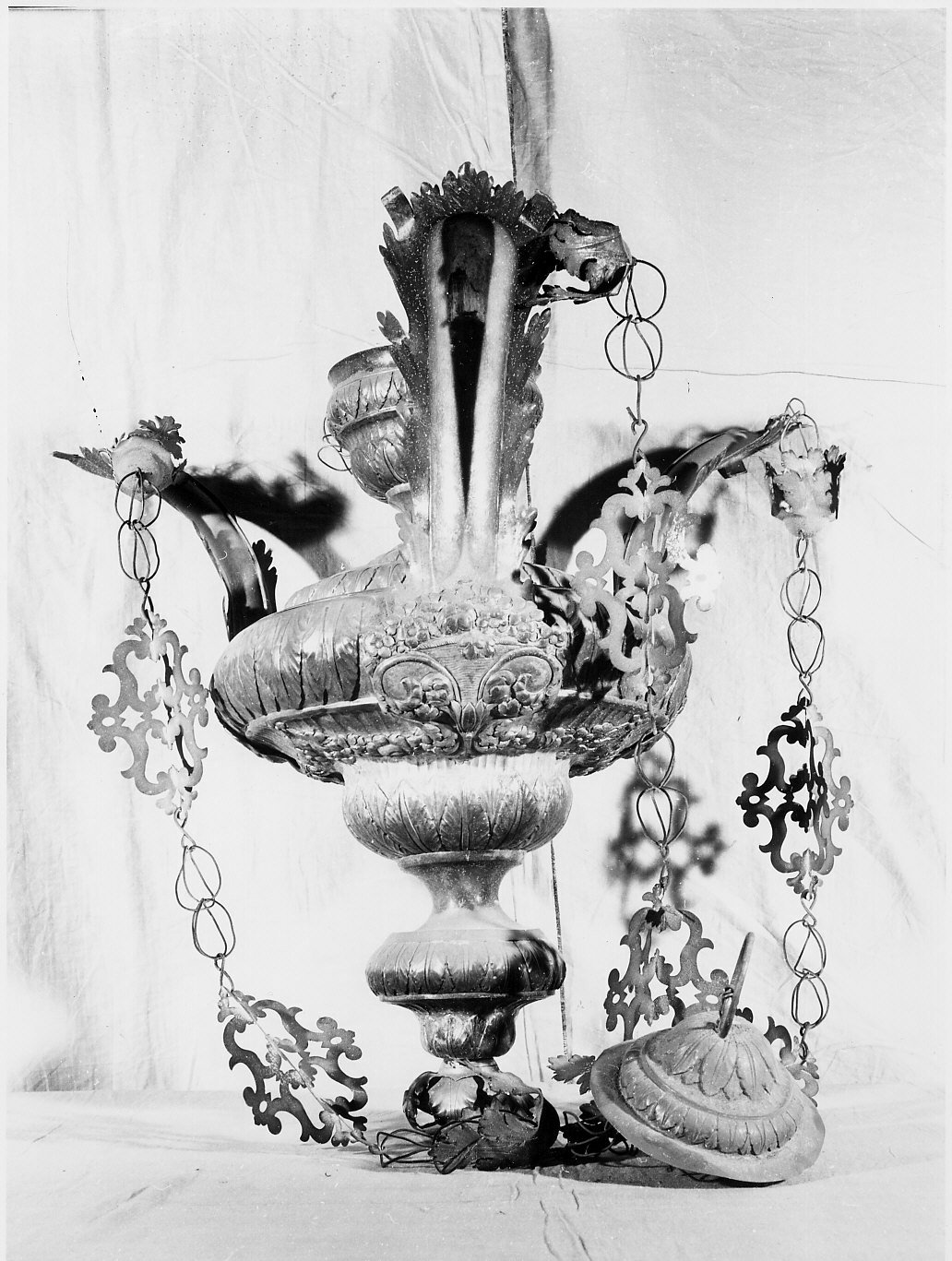 lampada pensile, opera isolata - bottega ligure (sec. XIX)