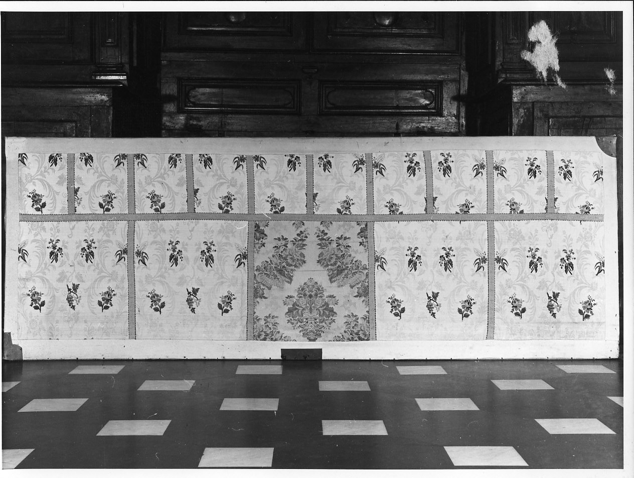 paliotto, opera isolata - manifattura ligure (prima metà sec. XVIII)